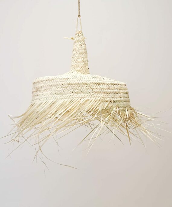 Suspension en chapeau de paille