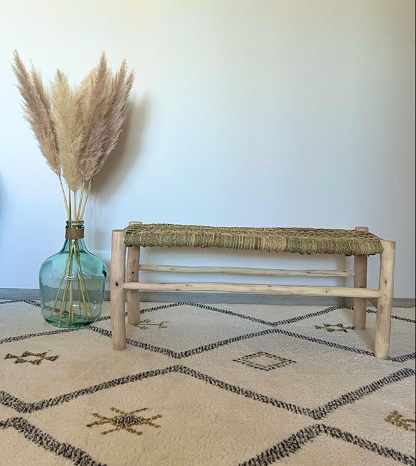 Banc en bois de chêne et osier tressé