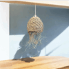 Suspension LINA en osier- en boule en paille halfa