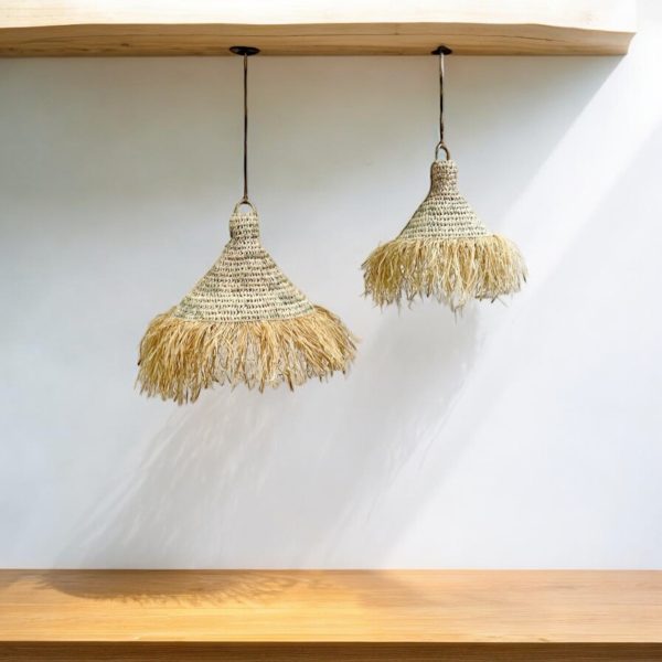 Suspensions  a cloche à franges en feuilles de palmier