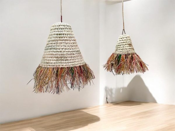 Suspensions coniques- EVA à franges en feuilles de palmier (multicolore)