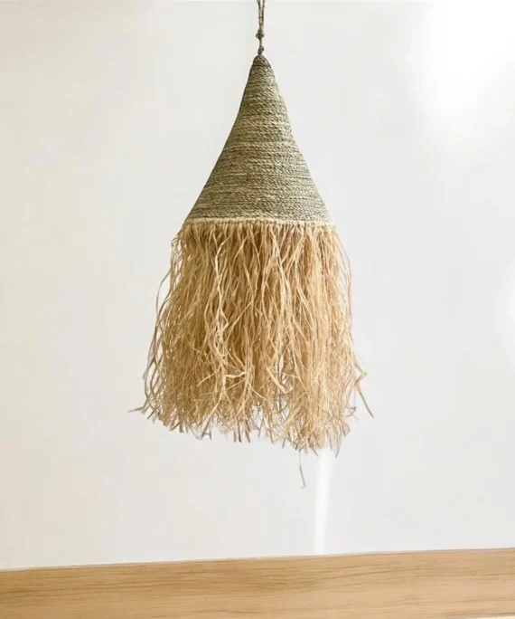 Suspension conique, luminaire en raphia naturelle et corde